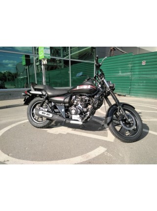 Bajaj Avenger Street 220